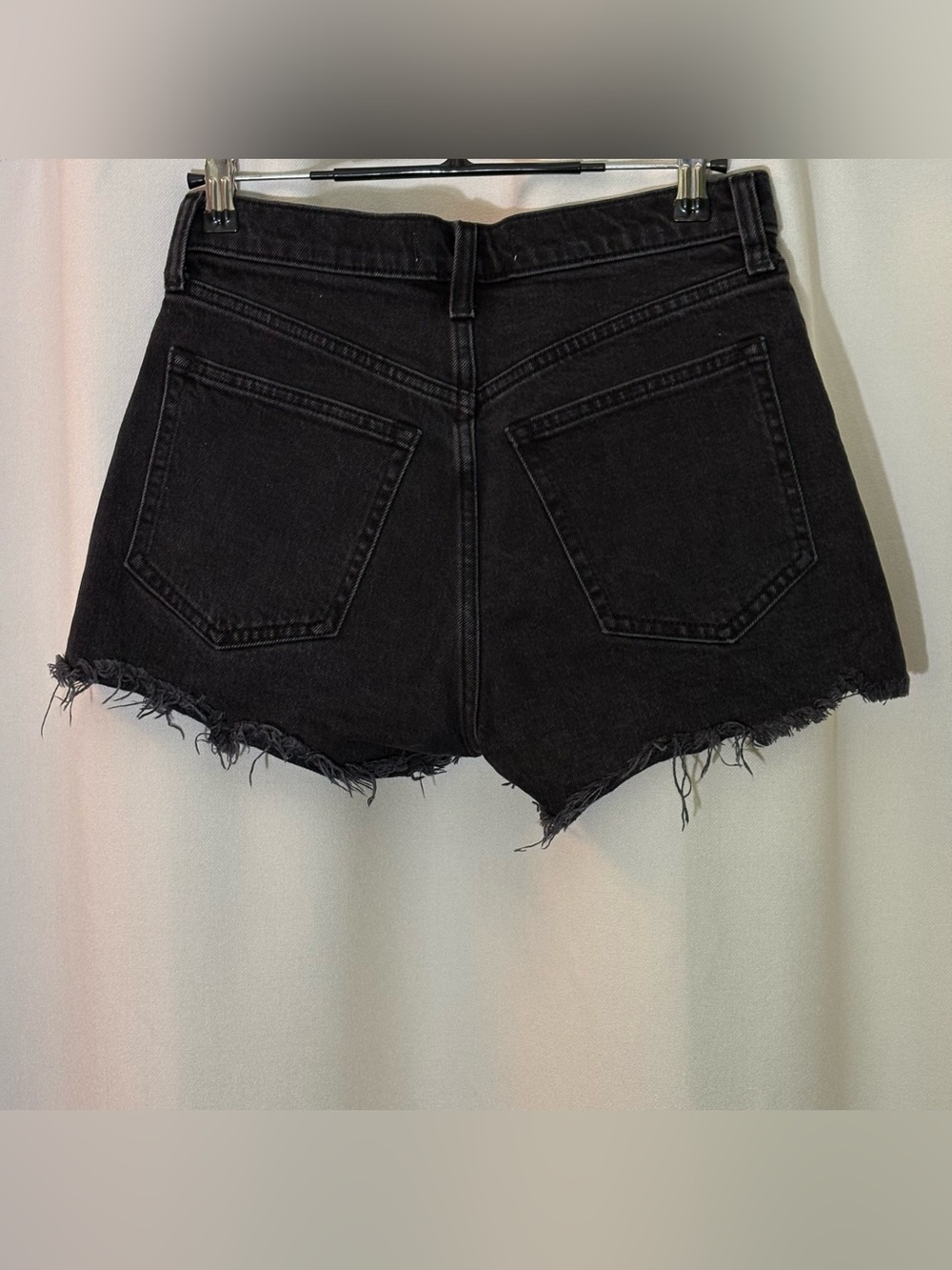 Abercrombie & Fitch High Rise Black Frayed-Hem Denim Shorts-Size 24/00 - Picture 4 of 10